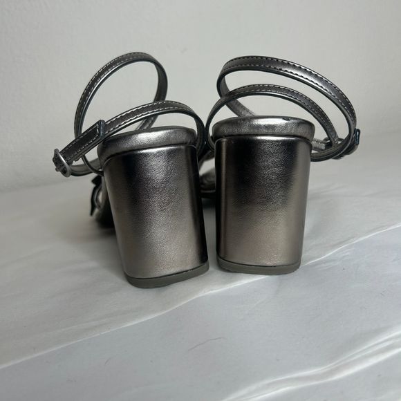 FARM Rio Metallic Silver Heels - Picture 9 of 12